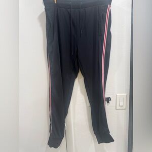 Men’s American Eagle Joggers - XL